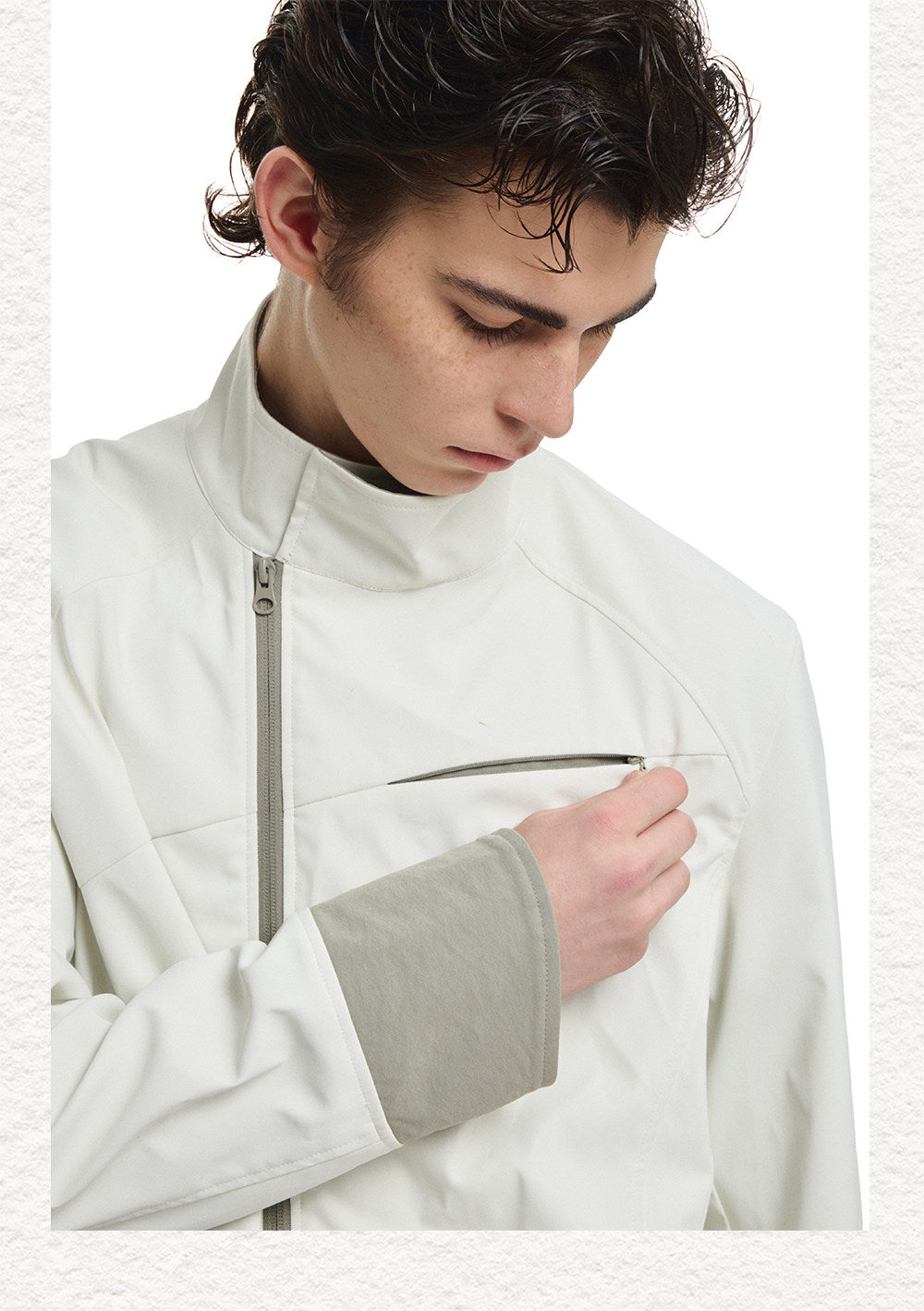 Lightweight Jacket with Flip-Up Sleeves and Diagonal Zipper