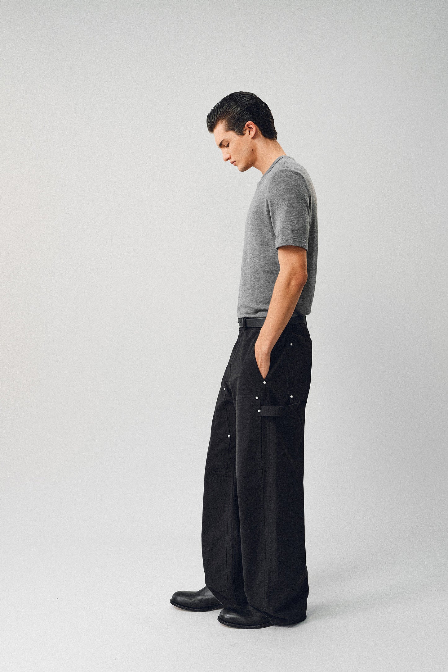 Round-neck T-shirt with a fur-like texture
