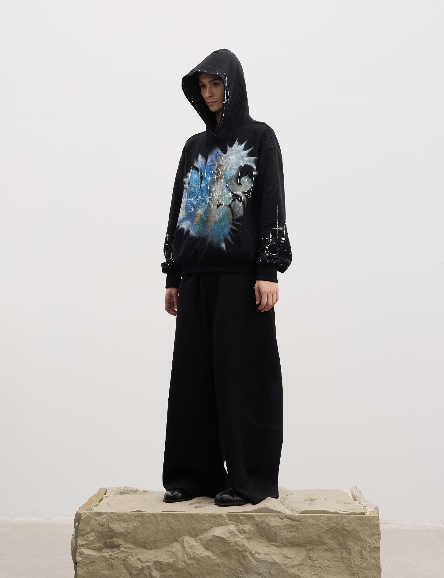 Machete Silhouette Baggy Pants