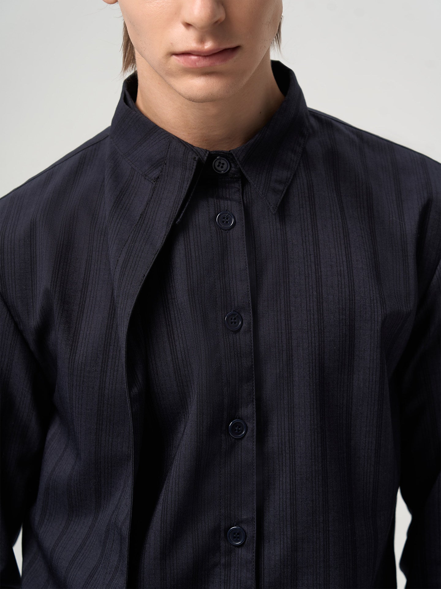 One-Piece Curved-Collar Striped Shirt