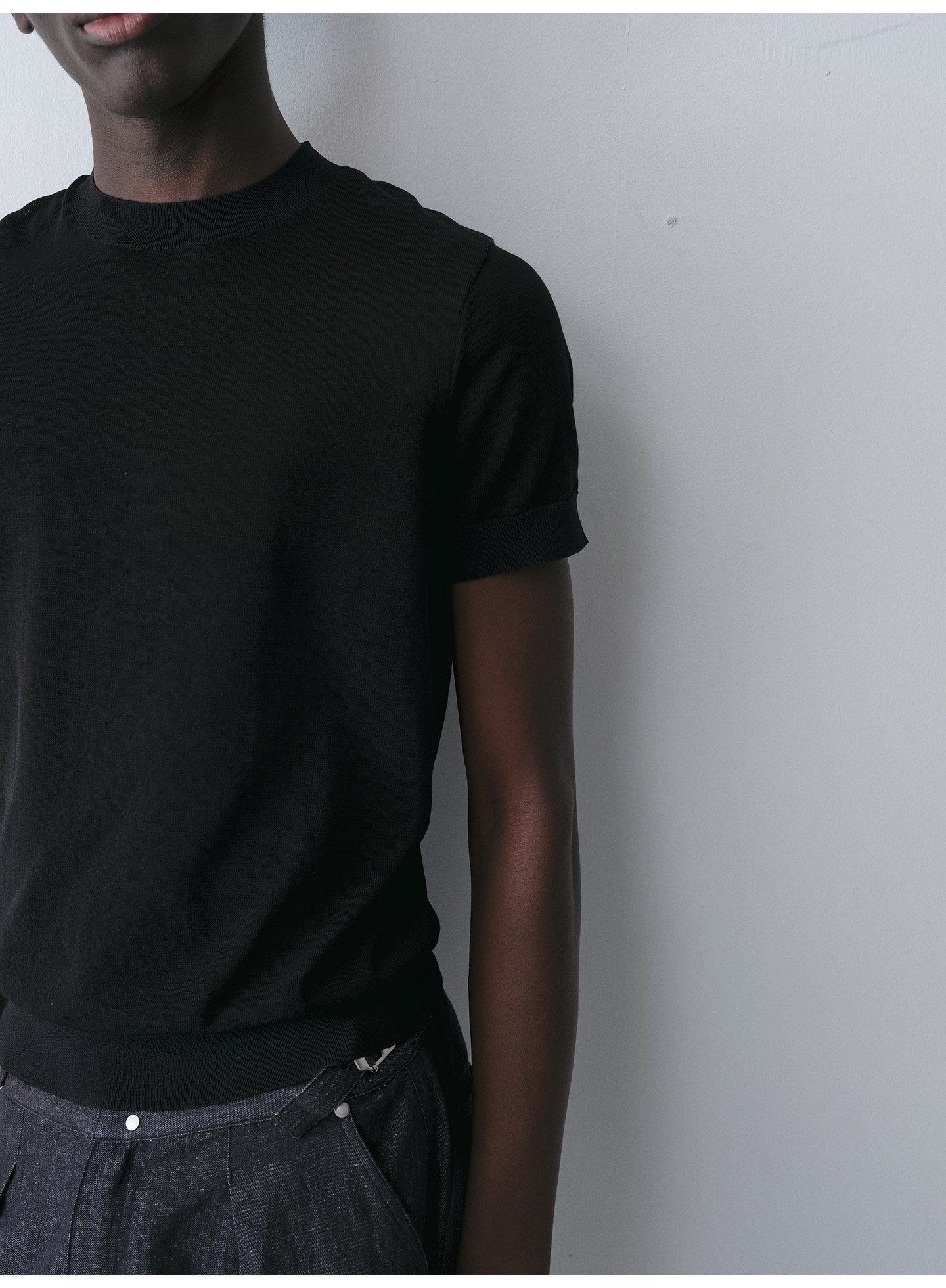 Fitted Summer Knit Shirt