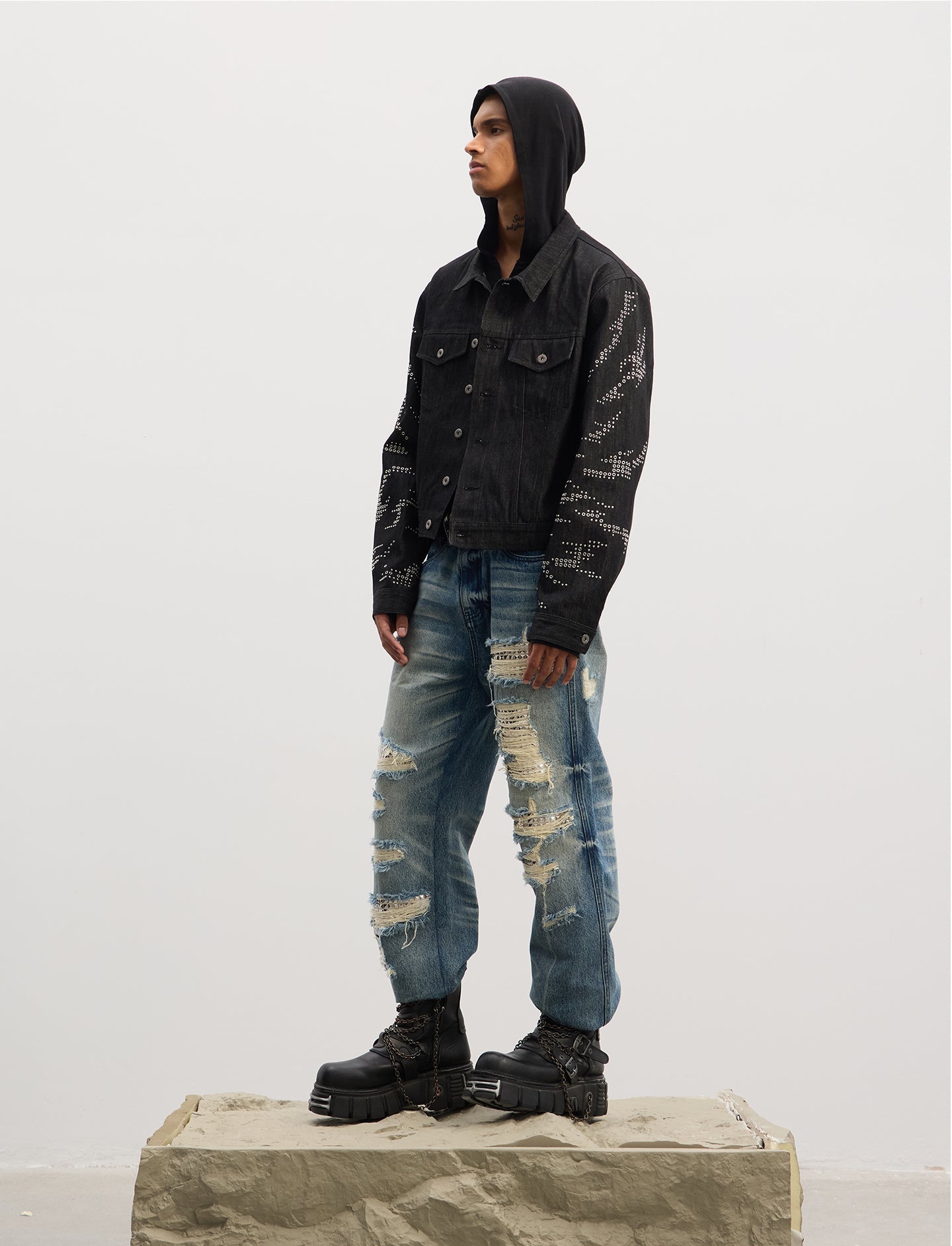 Iron-finished Straight Flare Jeans