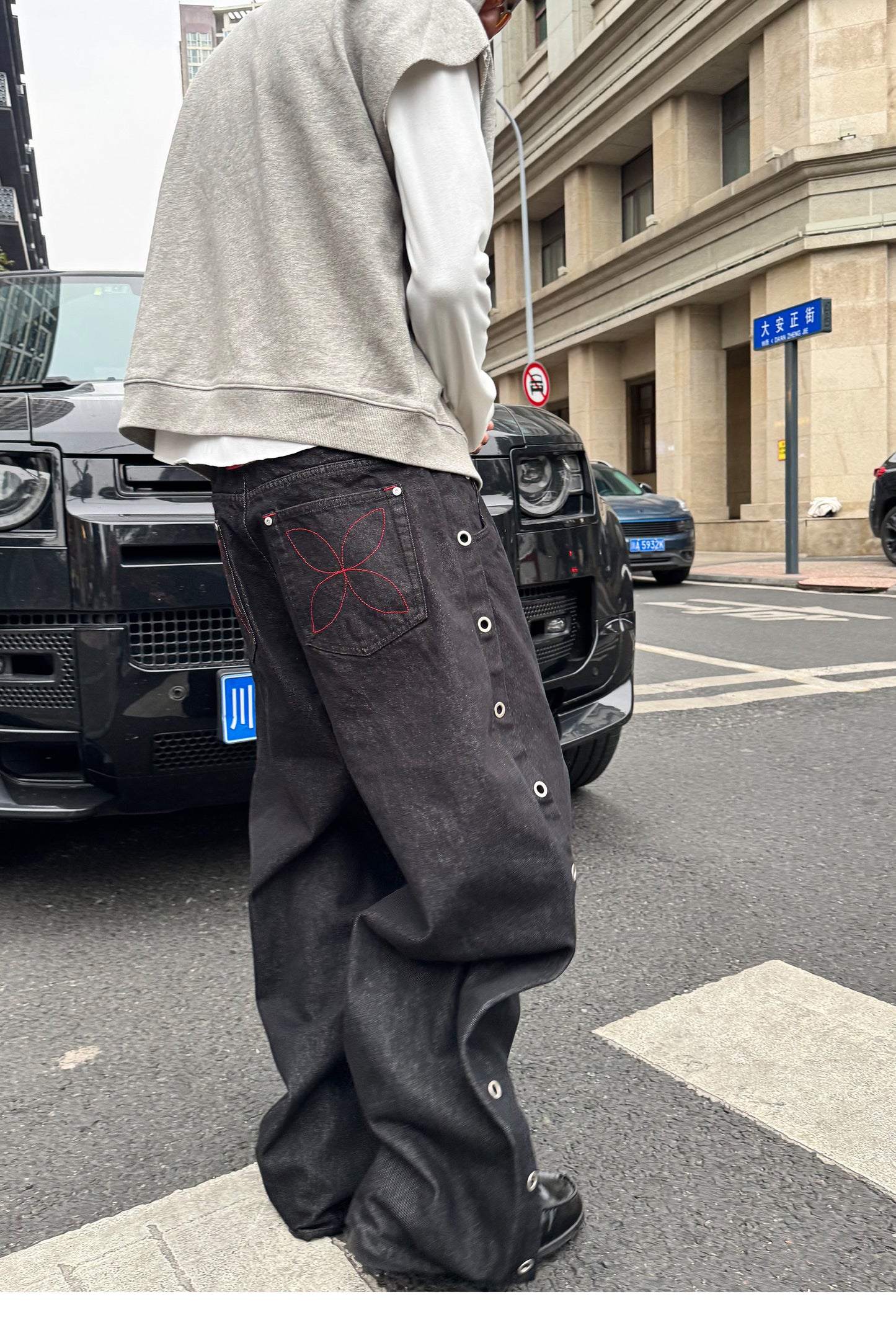Classic Button-Fly Original Jeans