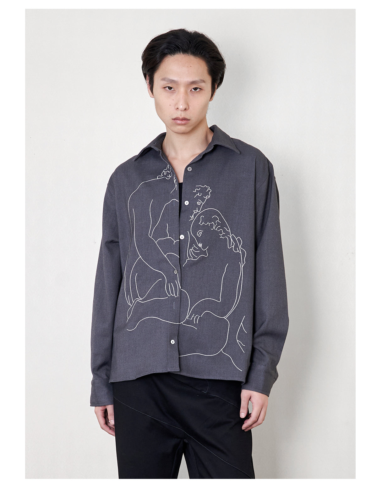 Portrait Embroidery Thick Shirt