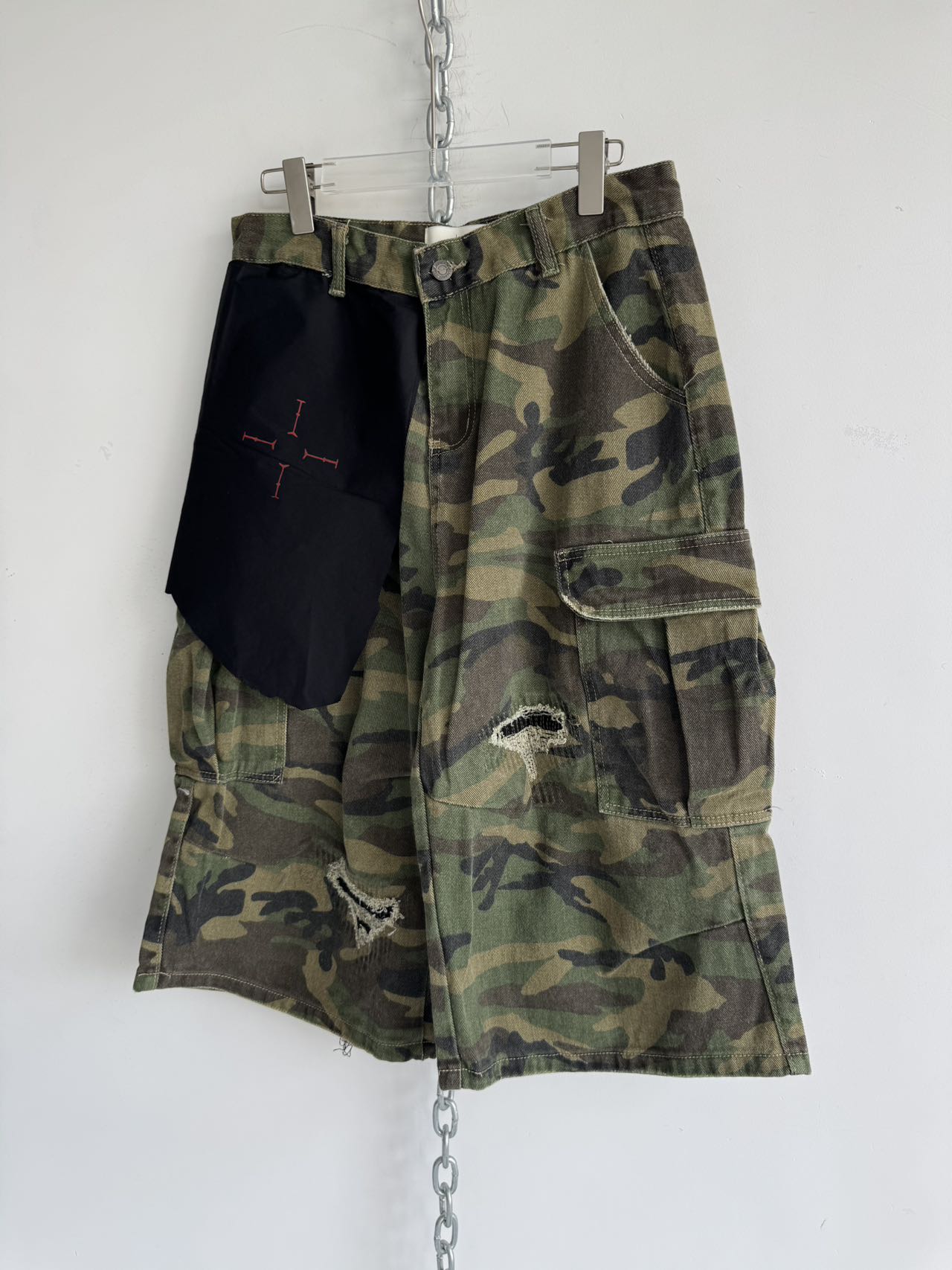 Loose Silhouette Shorts