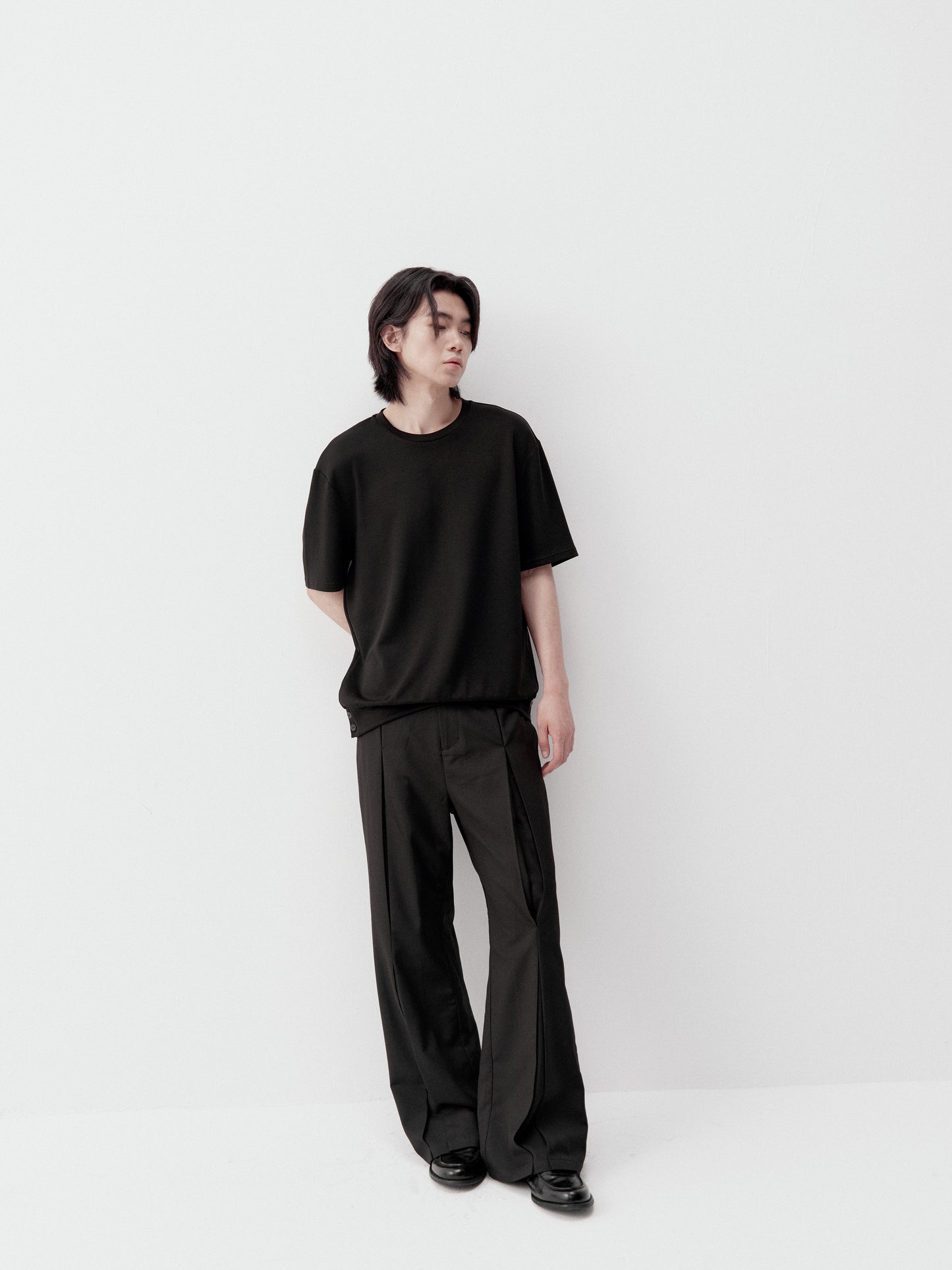 Adjustable with buttons, breathable T-shirt