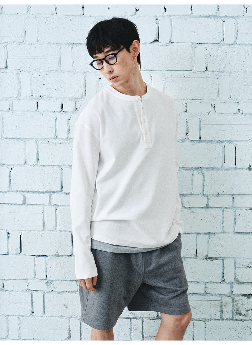 Elastic drawstring shorts