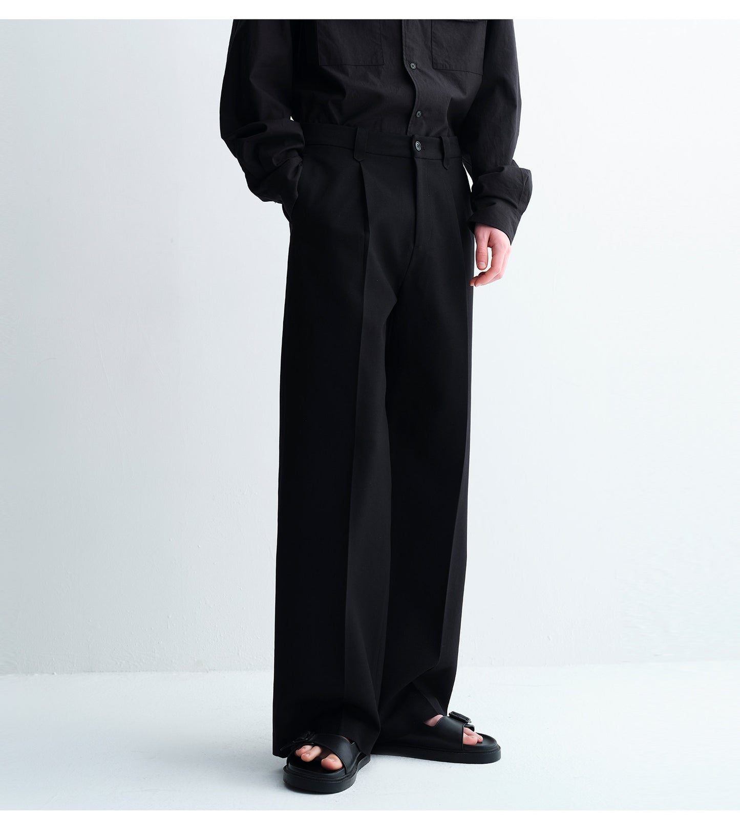Double-Line Pleated Casual Pants