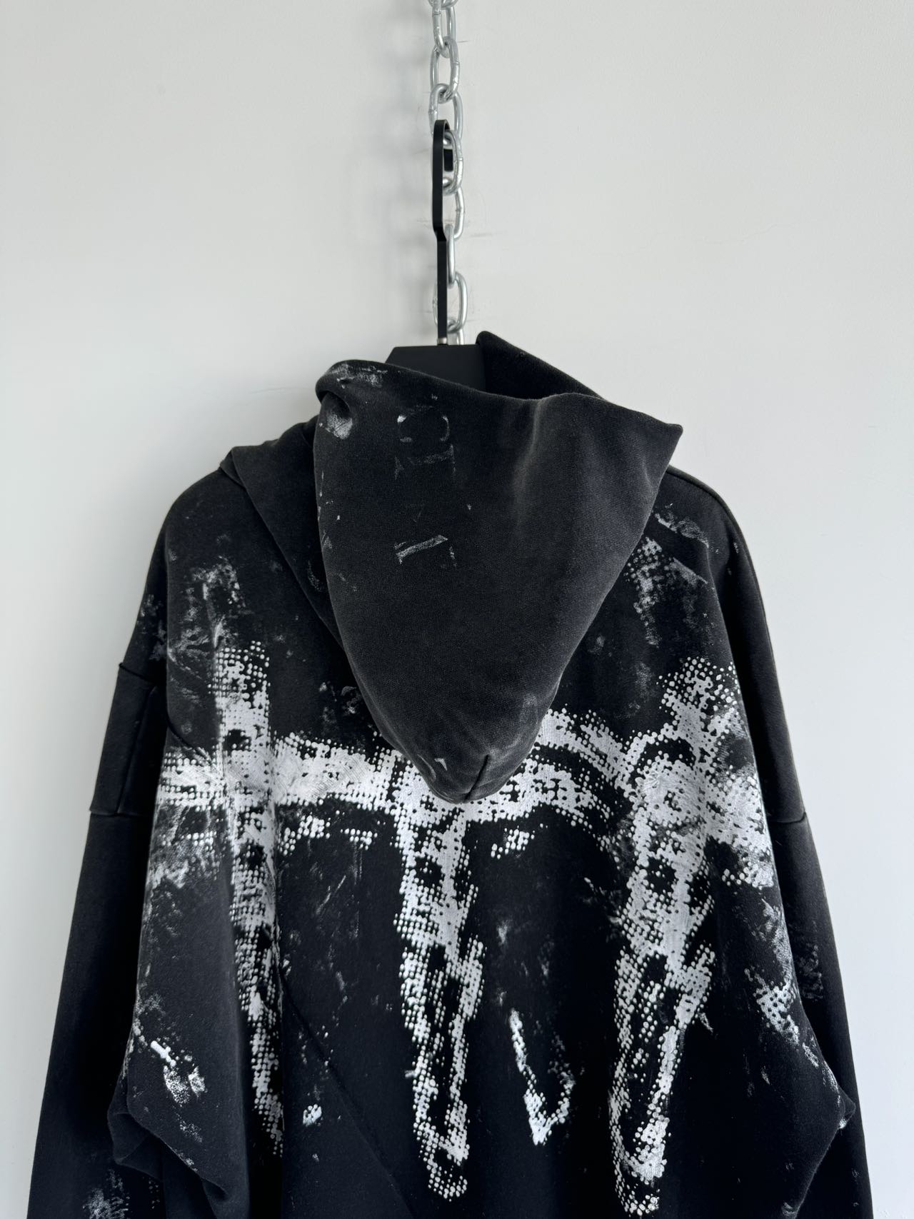 Damaged Whole Cut Hooded Sweatshirt