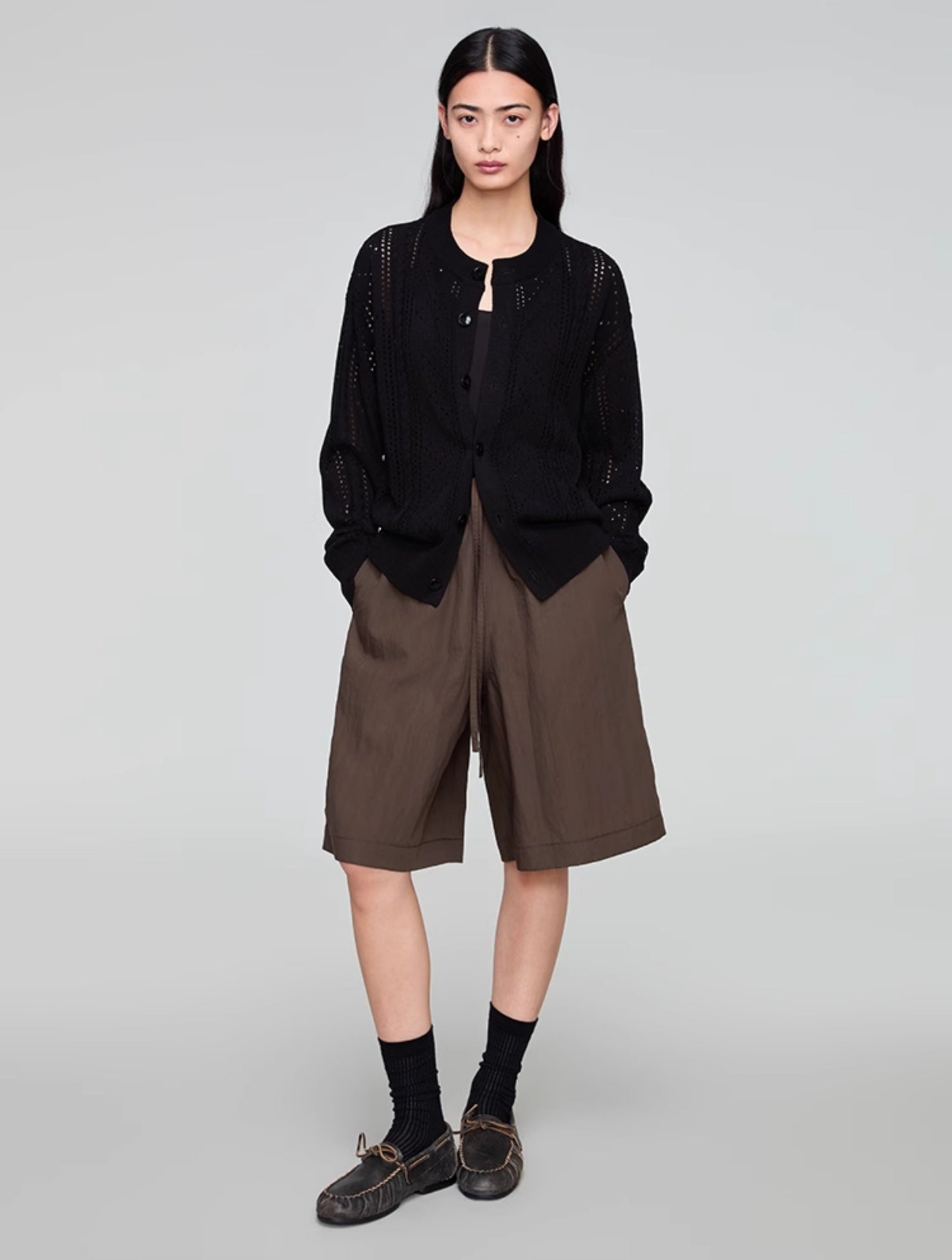 Elastic waist casual shorts