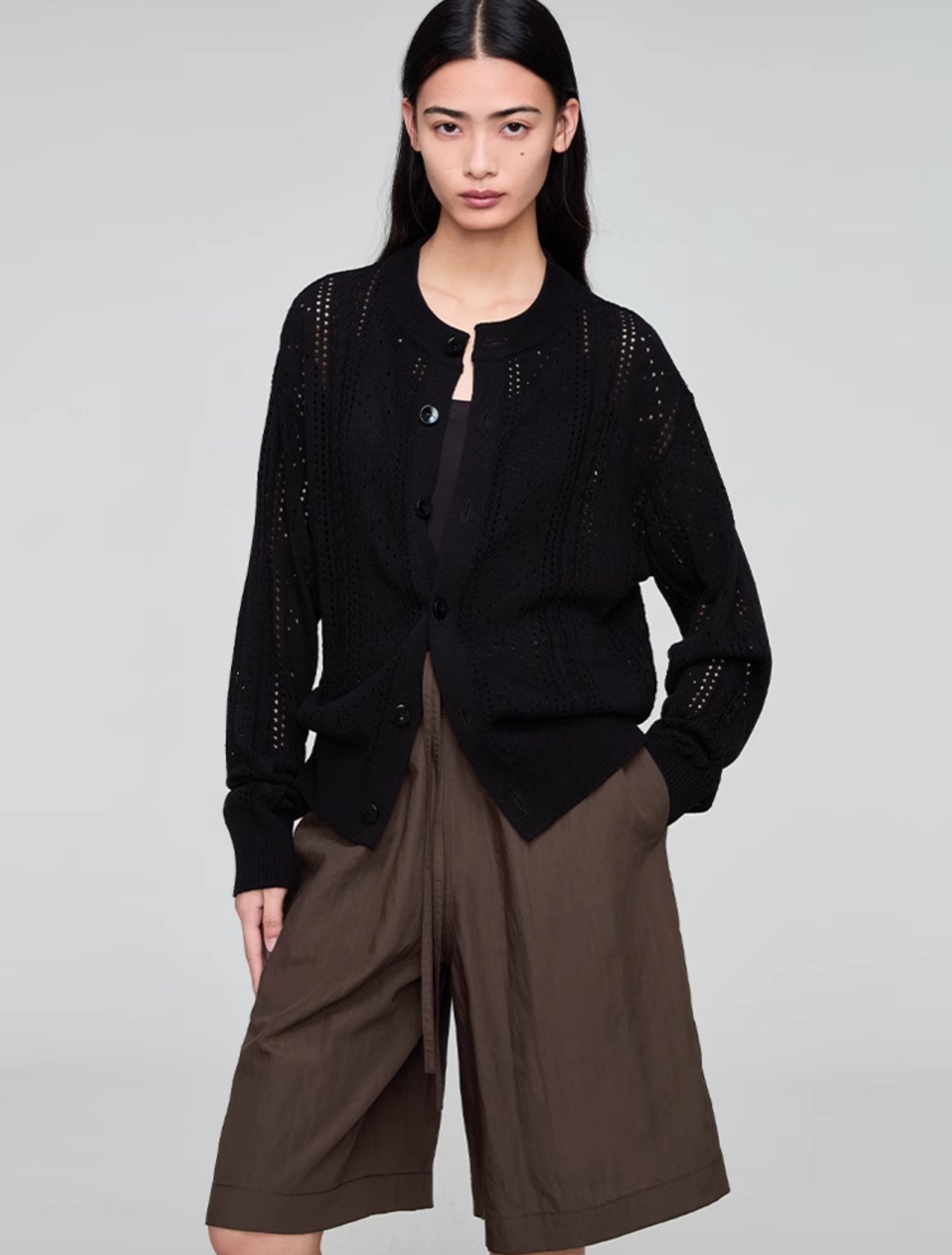 Elastic waist casual shorts