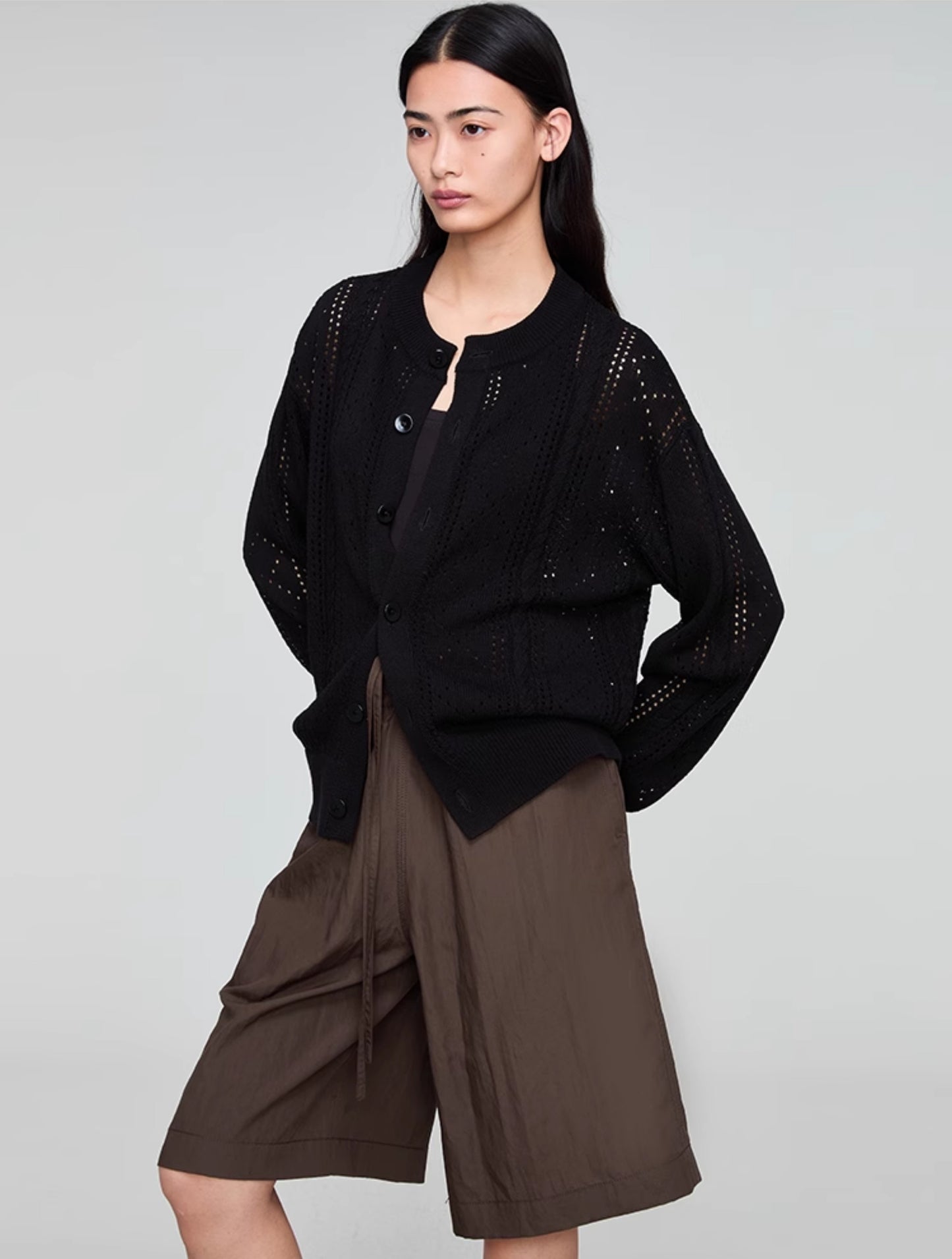 Elastic waist casual shorts