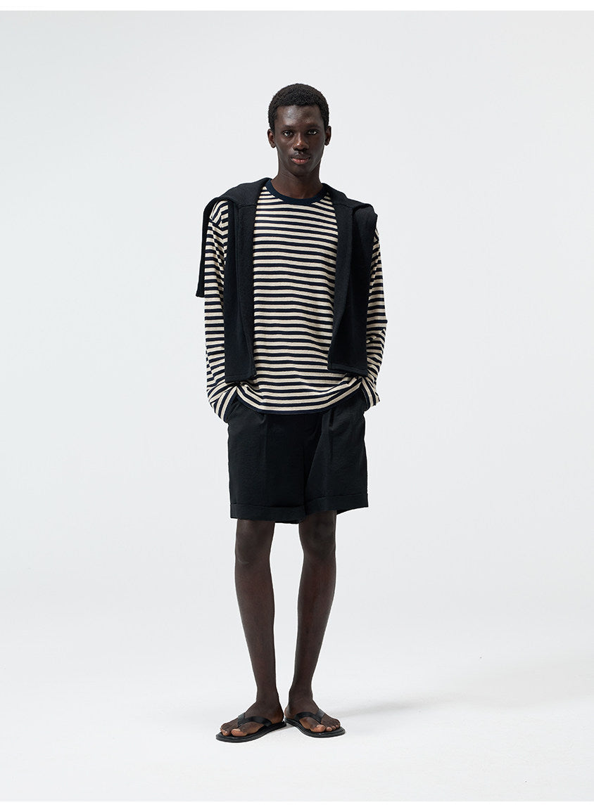 Basic Narrow Round-Neck T-Shirt