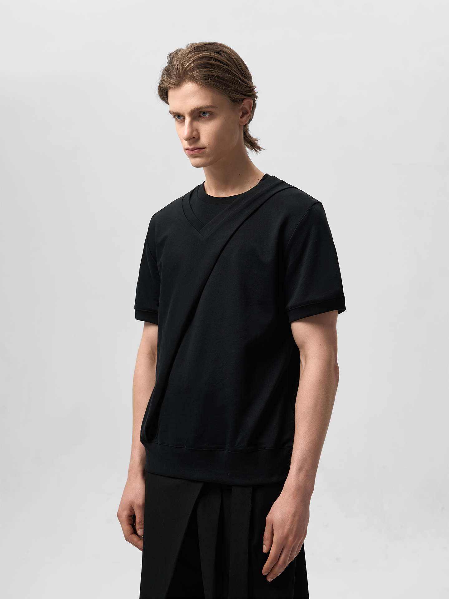 V-neck Double-Collar T-shirt