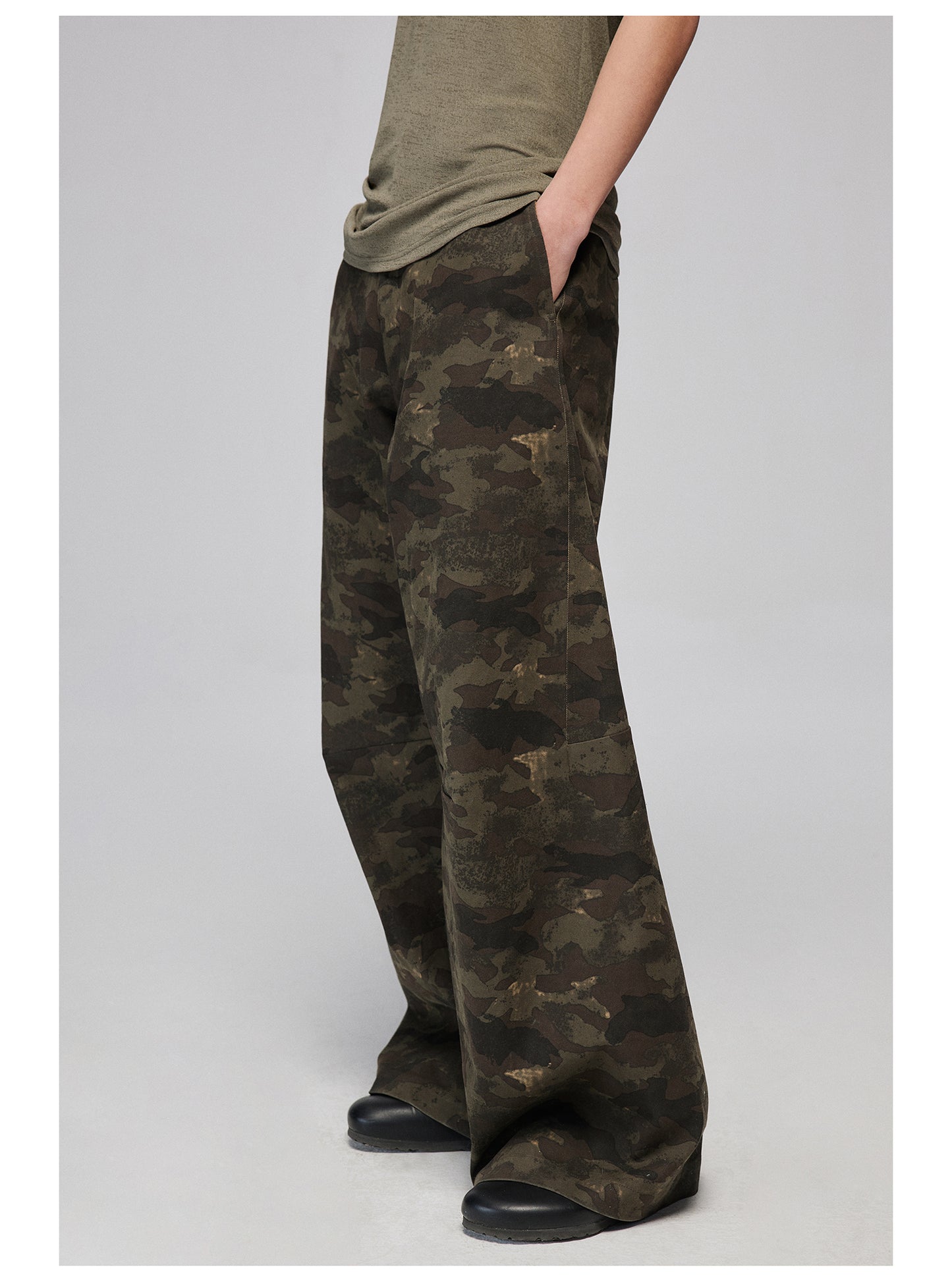 Wide leg casual camouflage pants