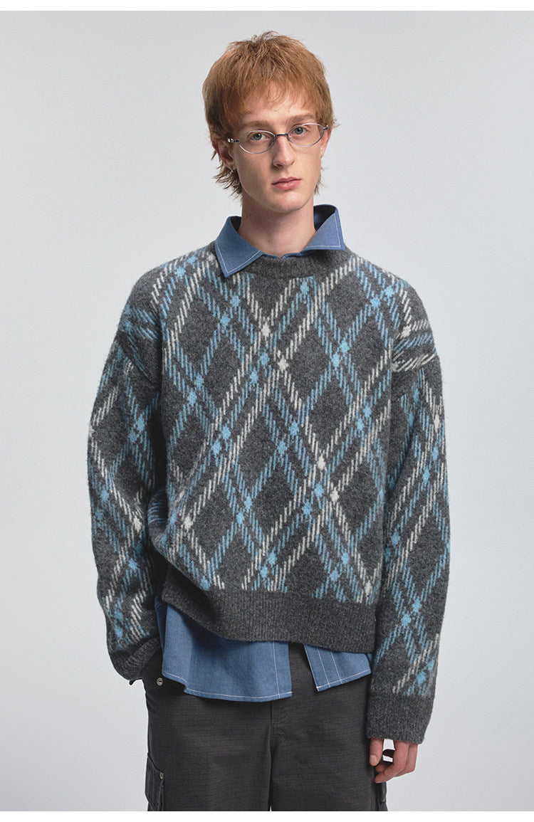 Diamond Pattern Crew Neck Sweater