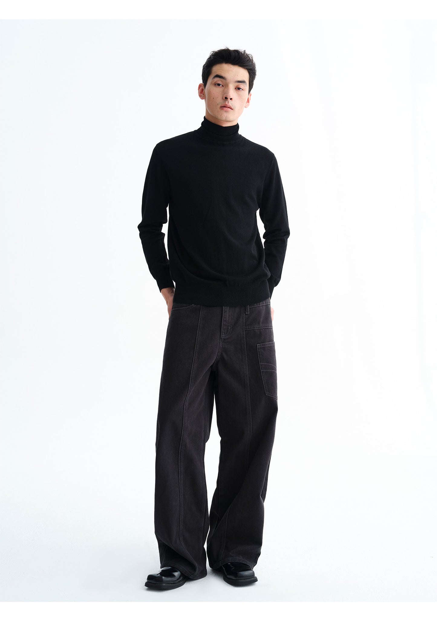 Basic Turtleneck Sweater