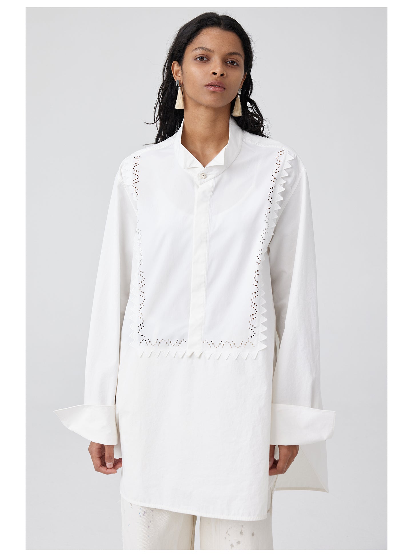 Long Silhouette Hollow Embroidery Shirt