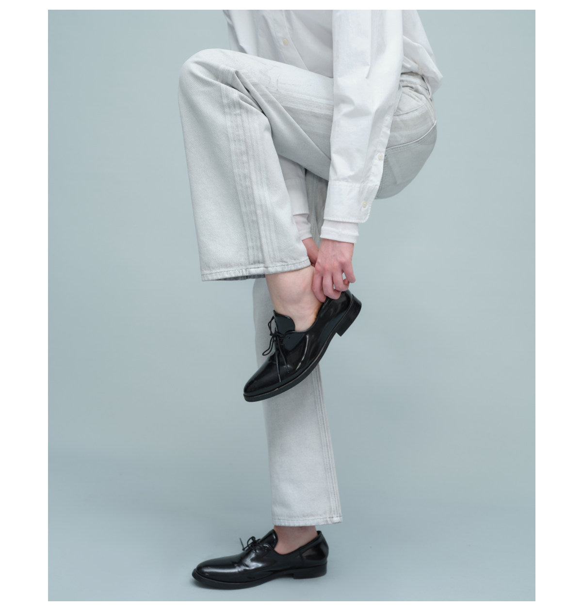 Visual Multi-Pocket Slim-Fit Jeans