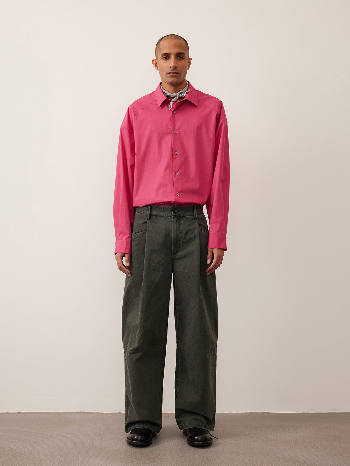 Single Pleated Loose Casual Pants