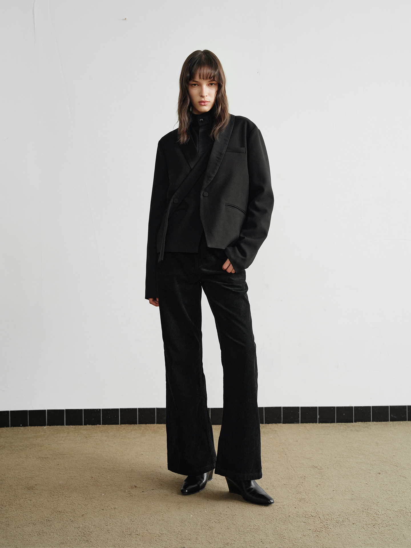 Straight Shoulder Jacket