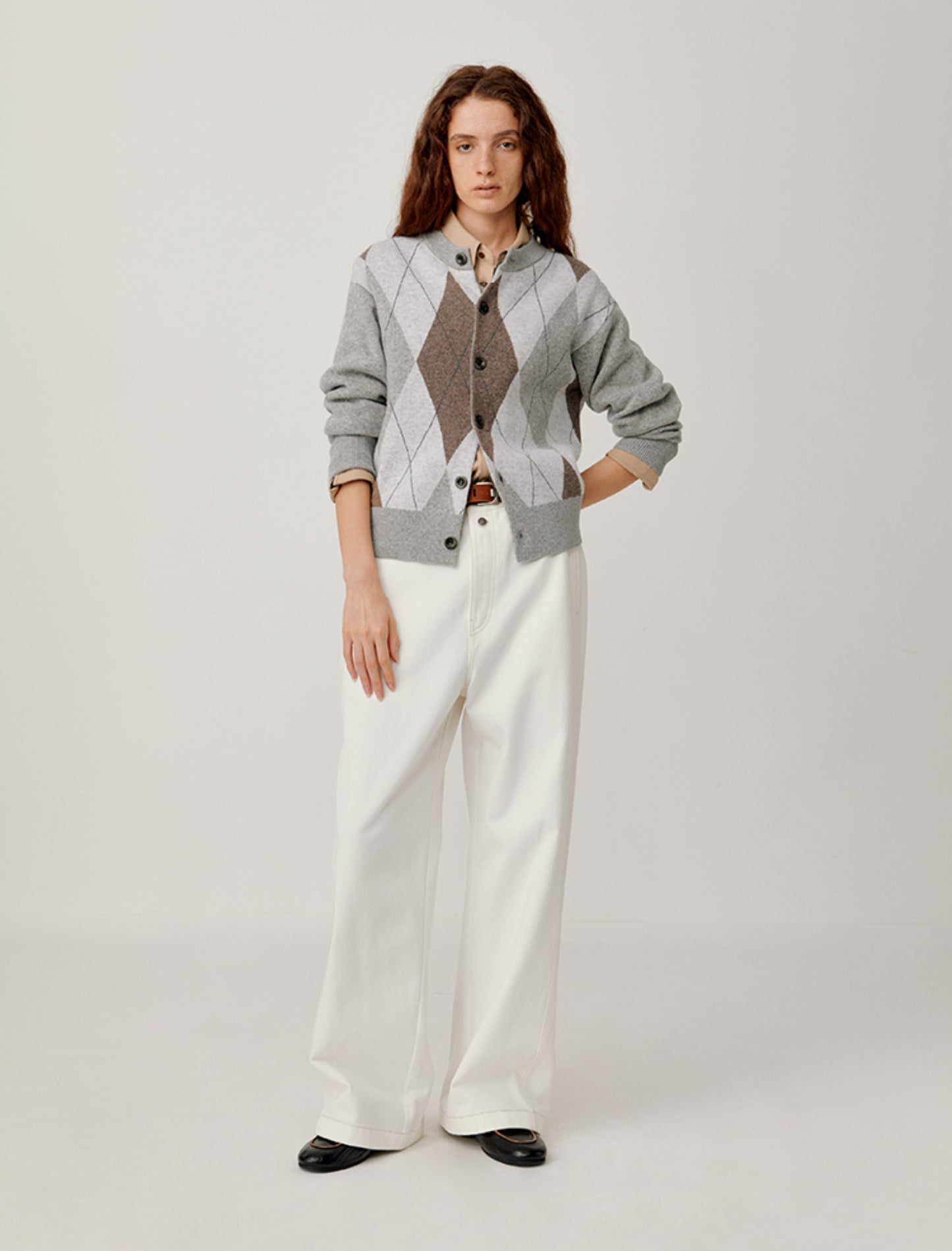 Loose round neck cardigan