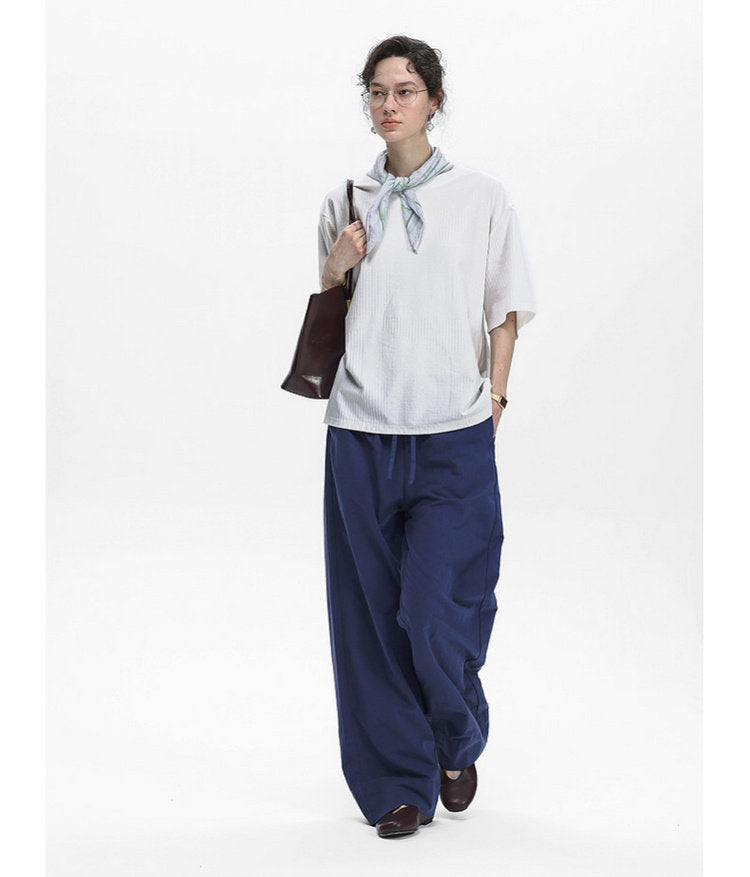 Basic and Simple Round-Neck T-Shirt