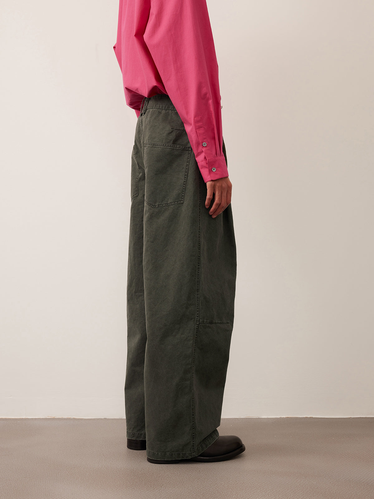 Single Pleated Loose Casual Pants