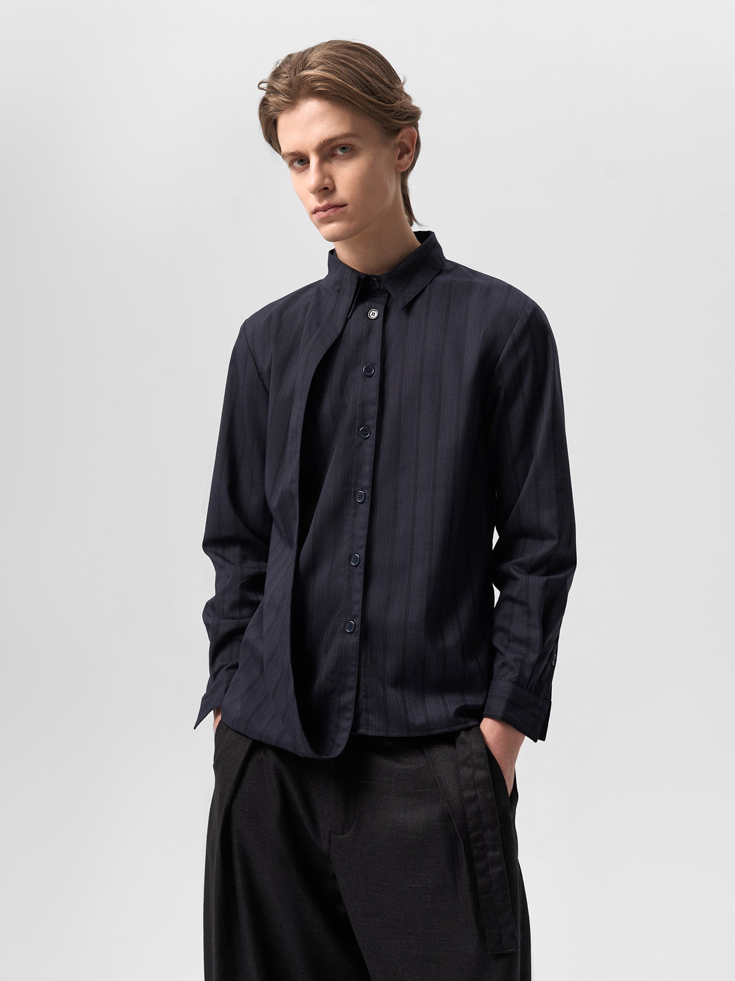 One-Piece Curved-Collar Striped Shirt