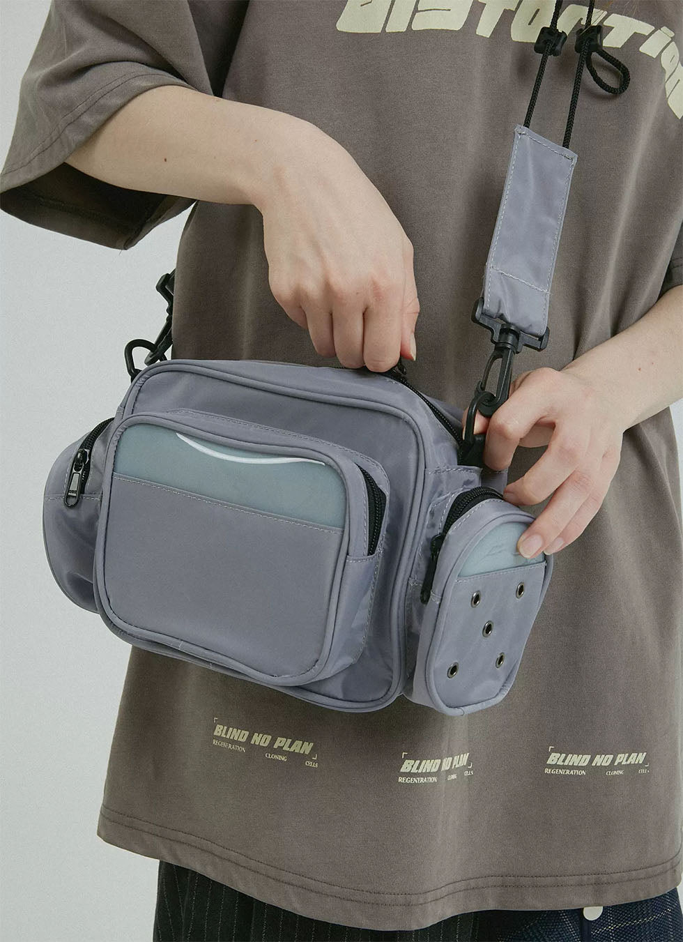 Retro Multifunctional Pockets Adjustable Shoulder Bag