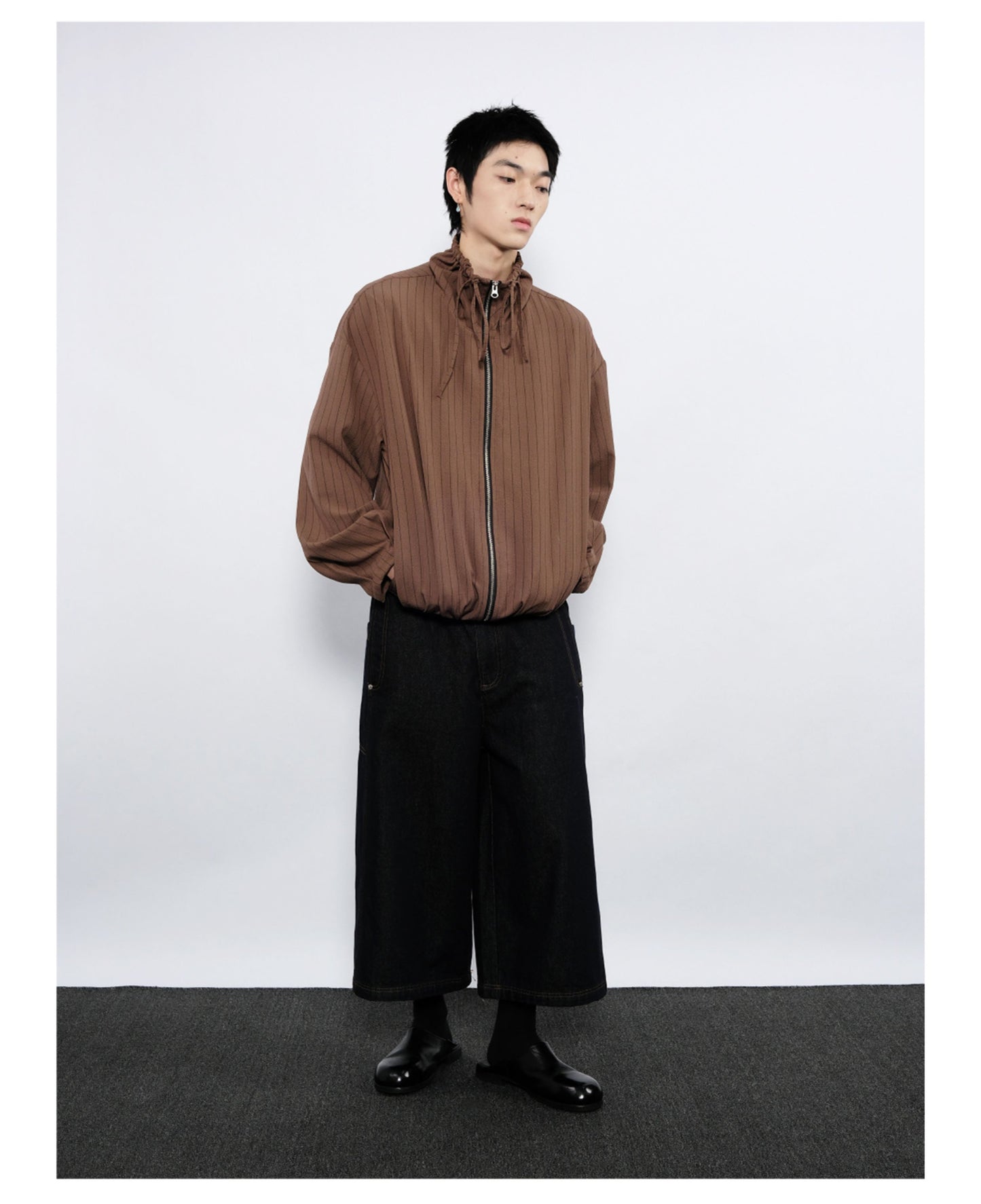 Double-pleated jacket