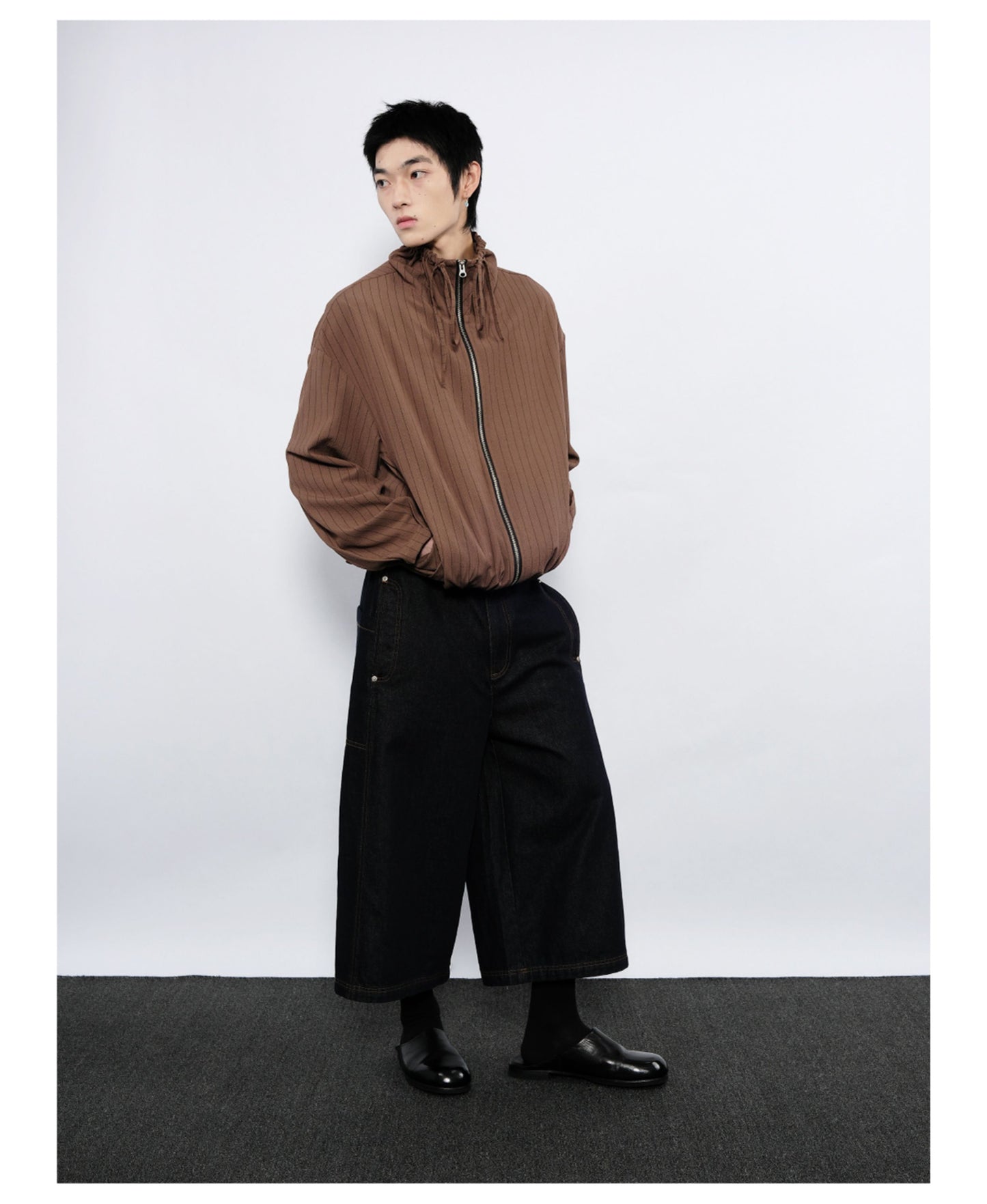 Double-pleated jacket