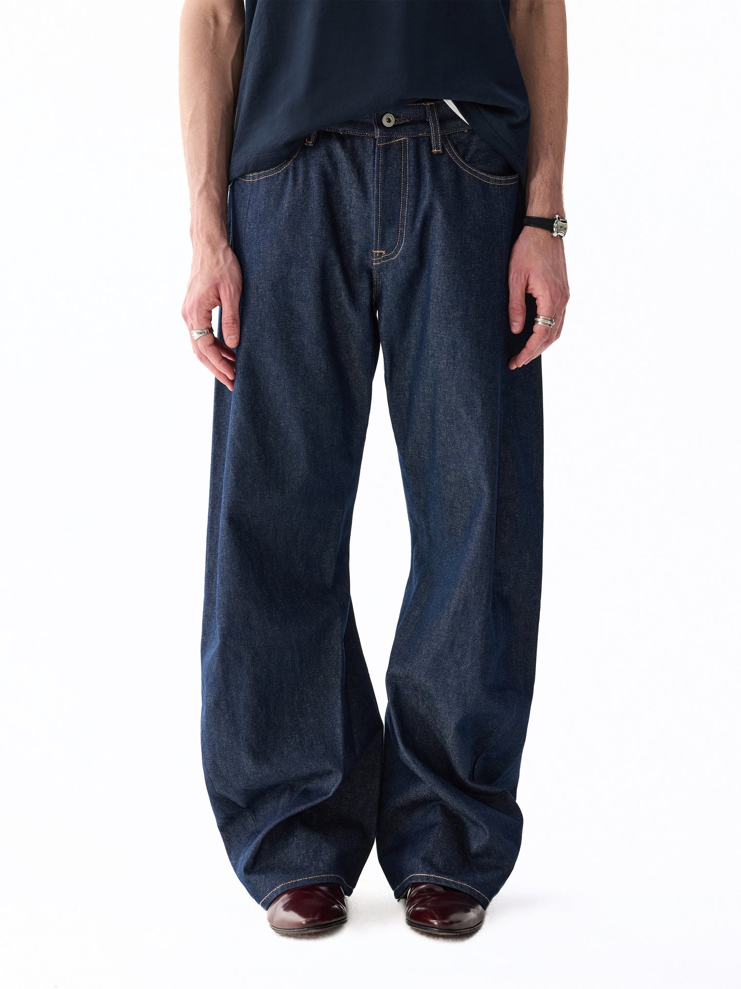 Basic Relaxed-Fit Denim Pants