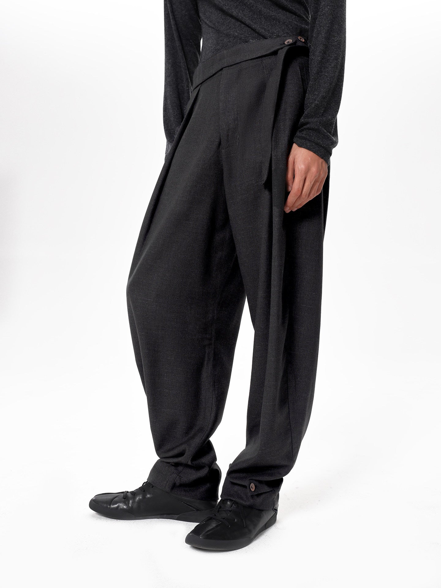 Linen-textured Casual Pants
