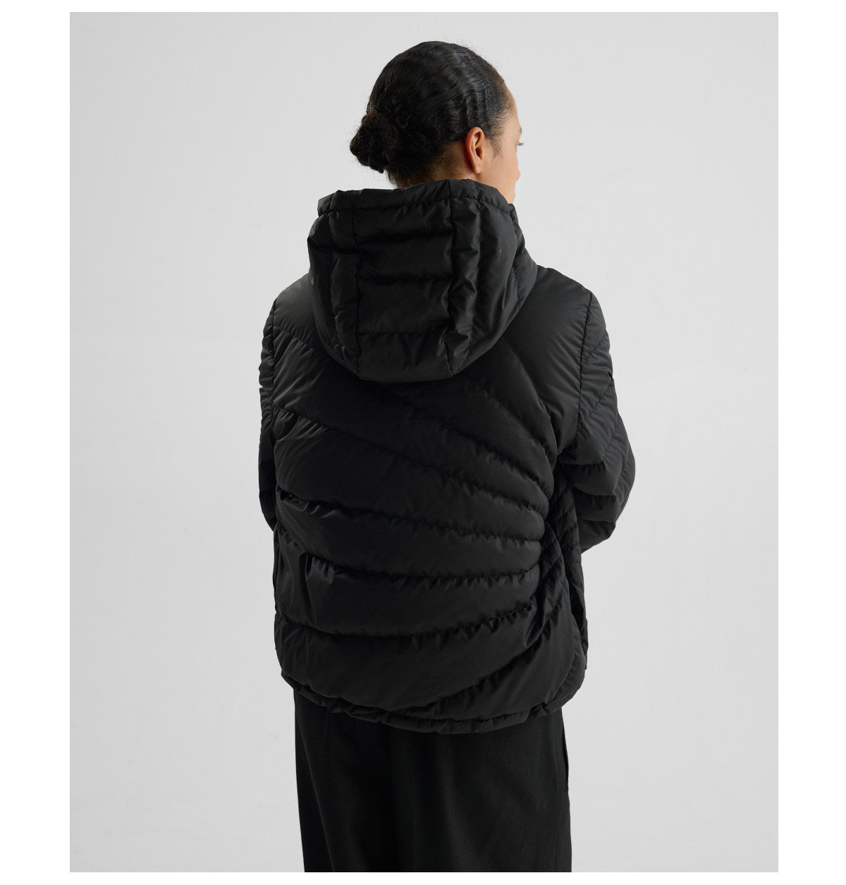 Embossed Straight-Line Quilted Down Jacket