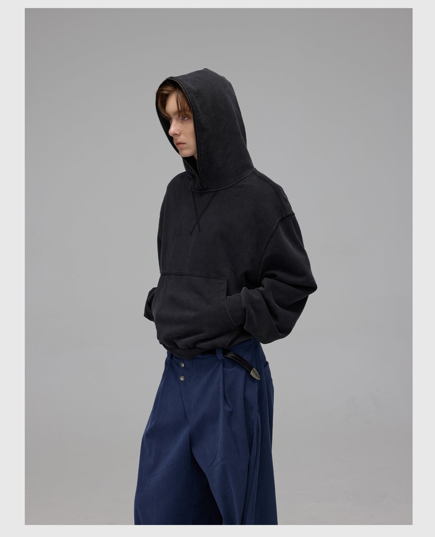 Short Loose Hooded Sweatshirt