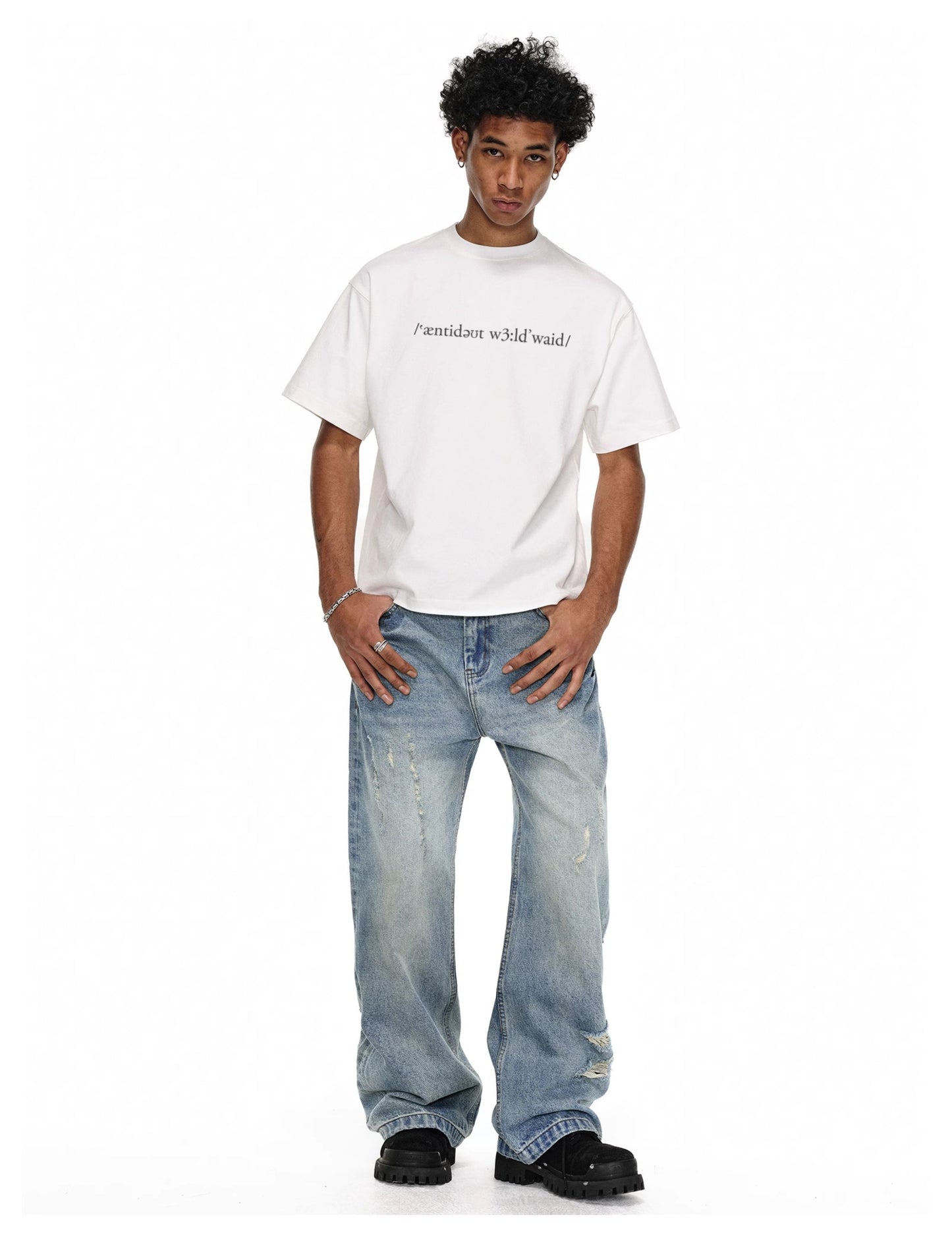 Scratch wash processing flare jeans