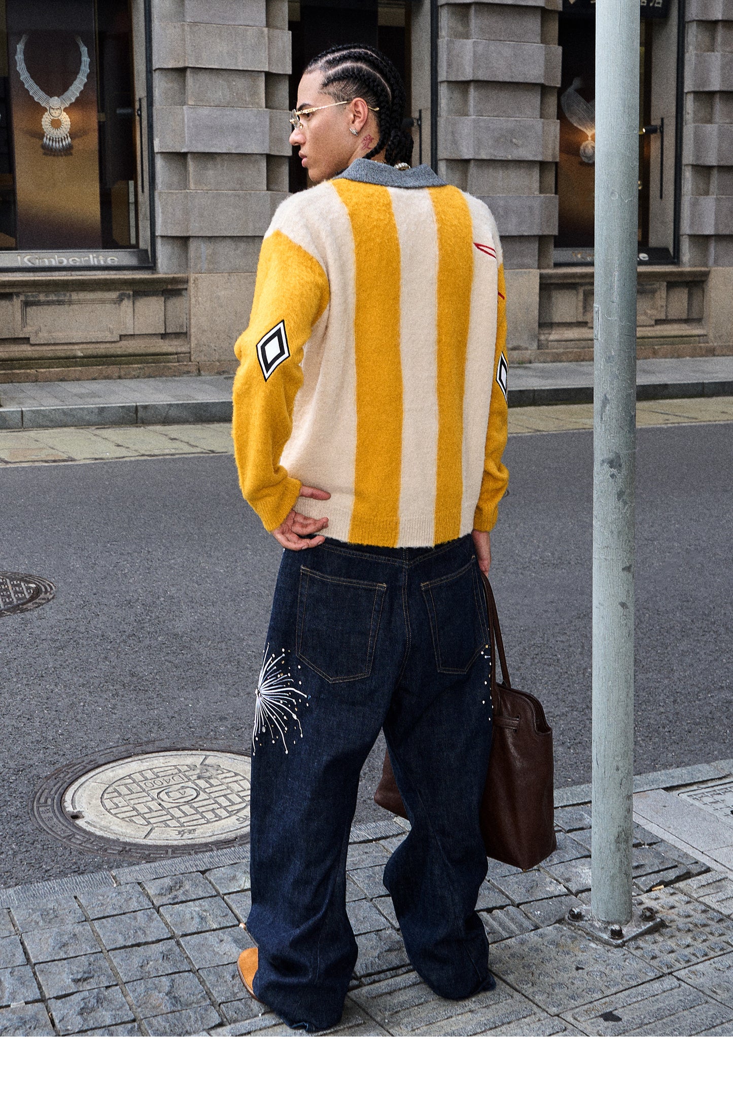 Jacquard embroidery knit