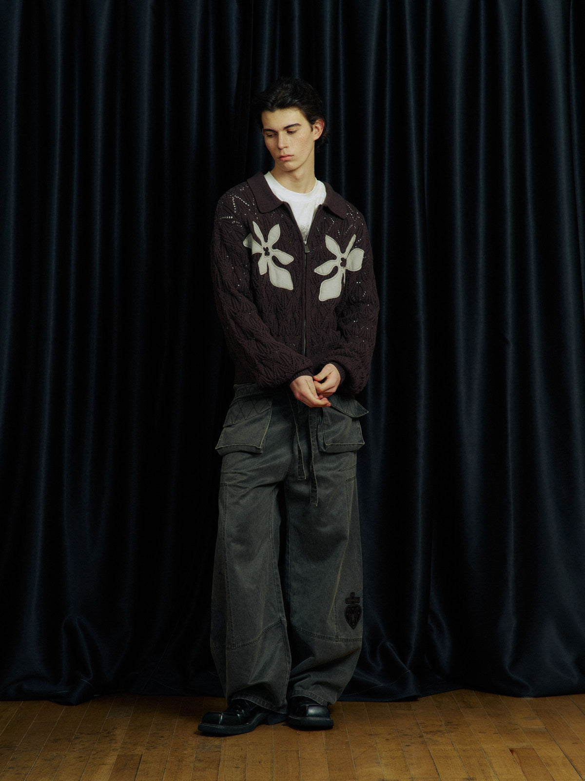 Waxed finish Distressed finish Cargo pants