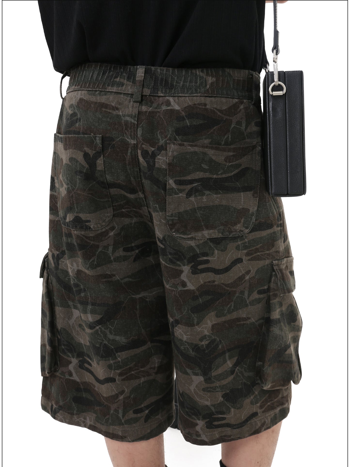 Wash-processed shorts