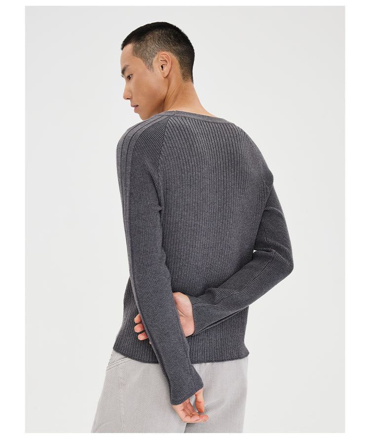Tight-Fitting Wool Blend Sweater