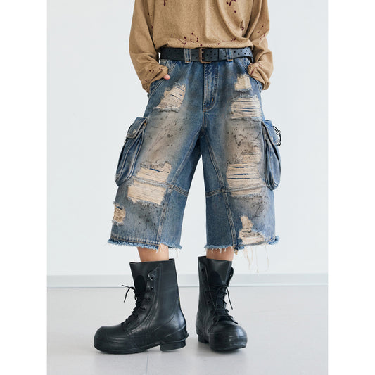 Ripped denim cropped pants