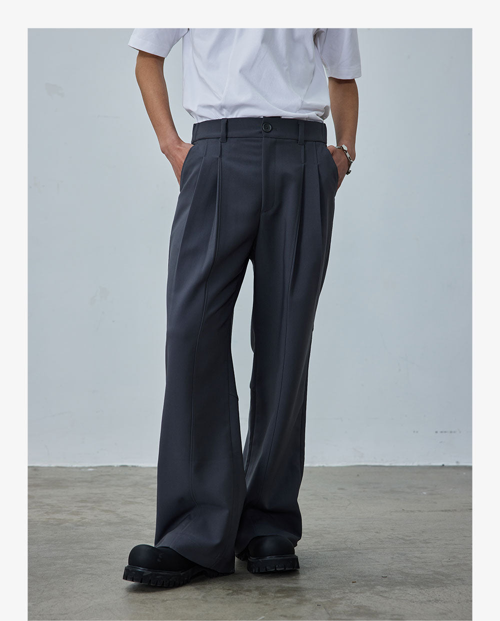 Double-pleated casual pants