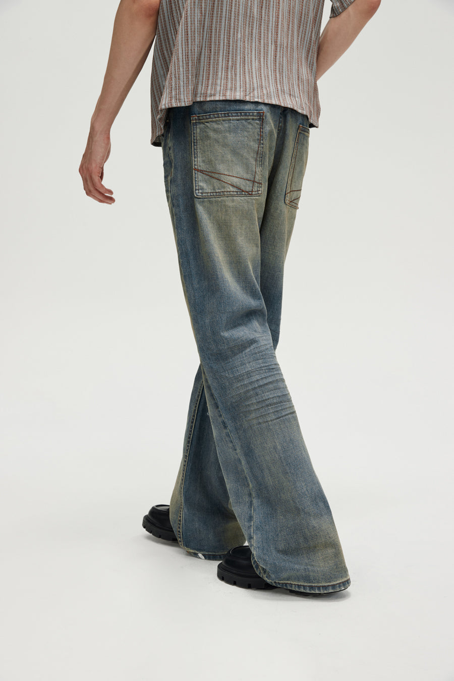 Damaged Bootcut Jeans