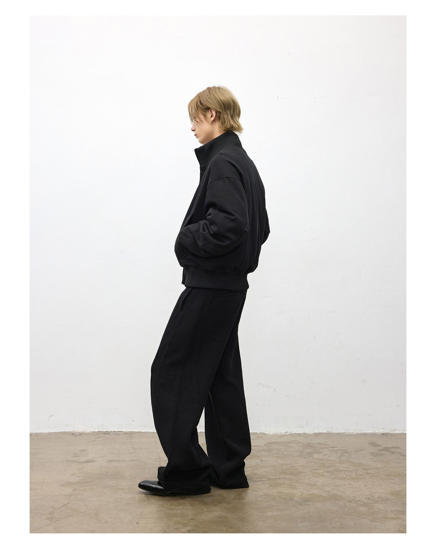 Pleated Wool Casual Pants