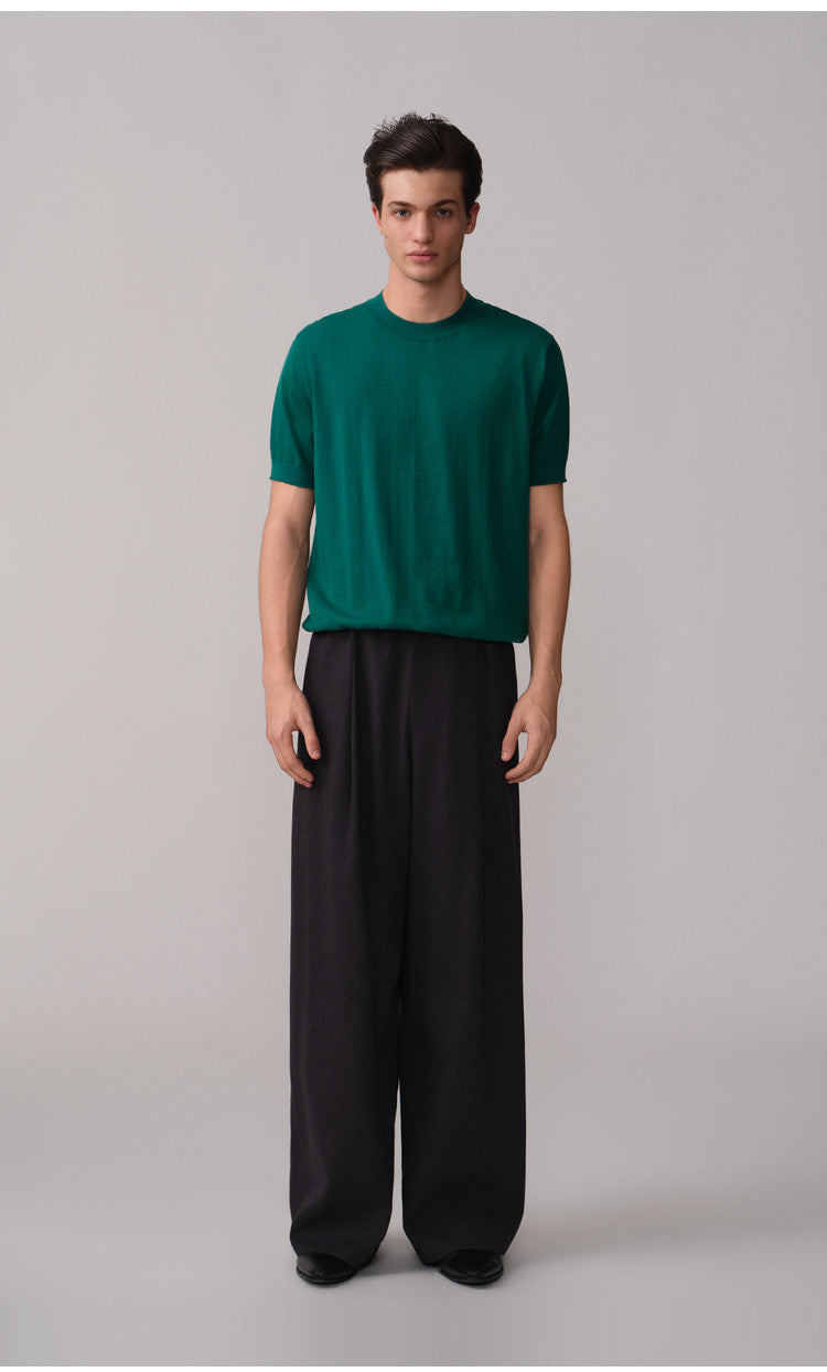Casual Knit Shirt with Ribbed Waist and Hem
