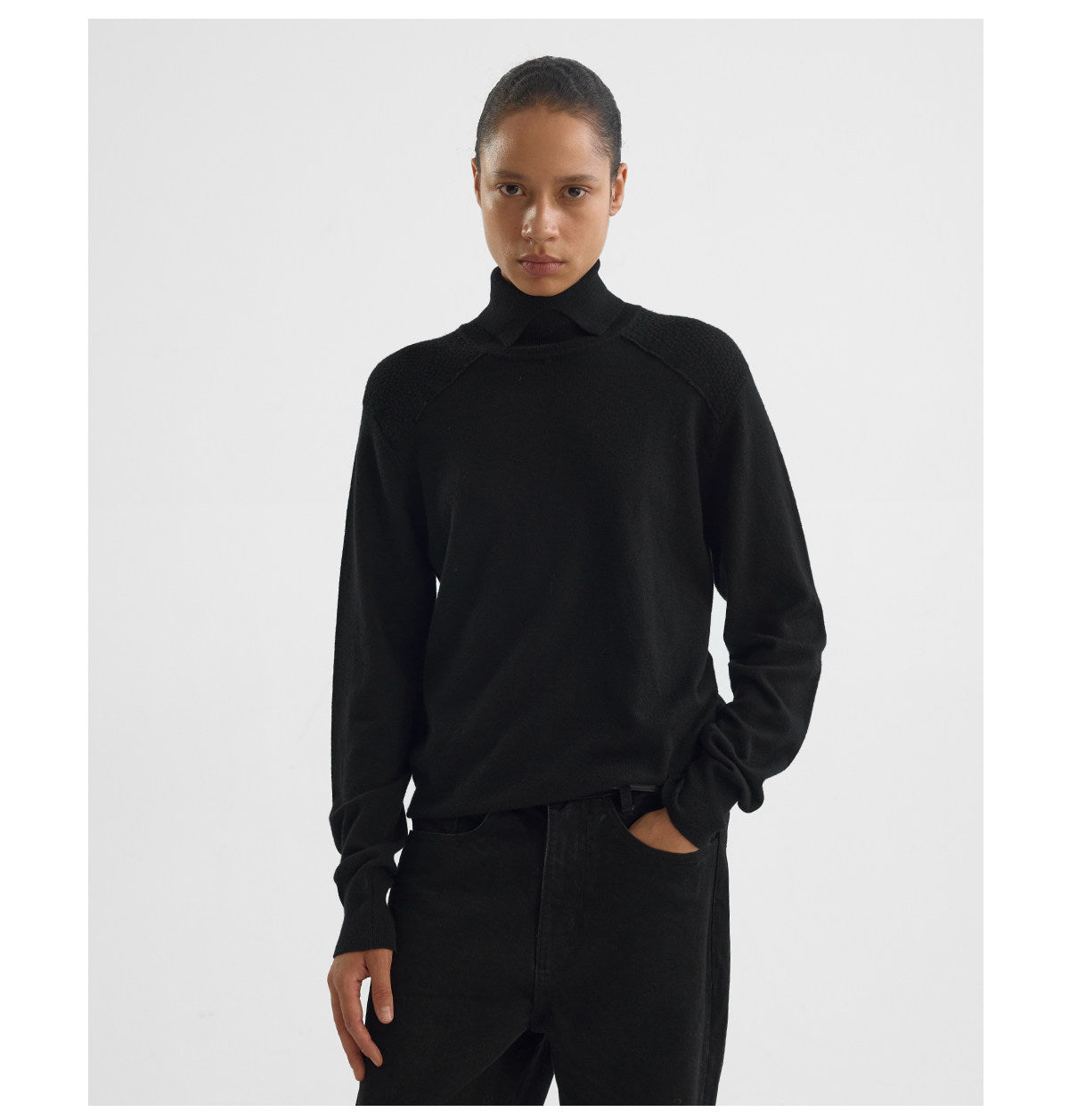 W-Neck Fit Mid-Rise Turtleneck Sweater