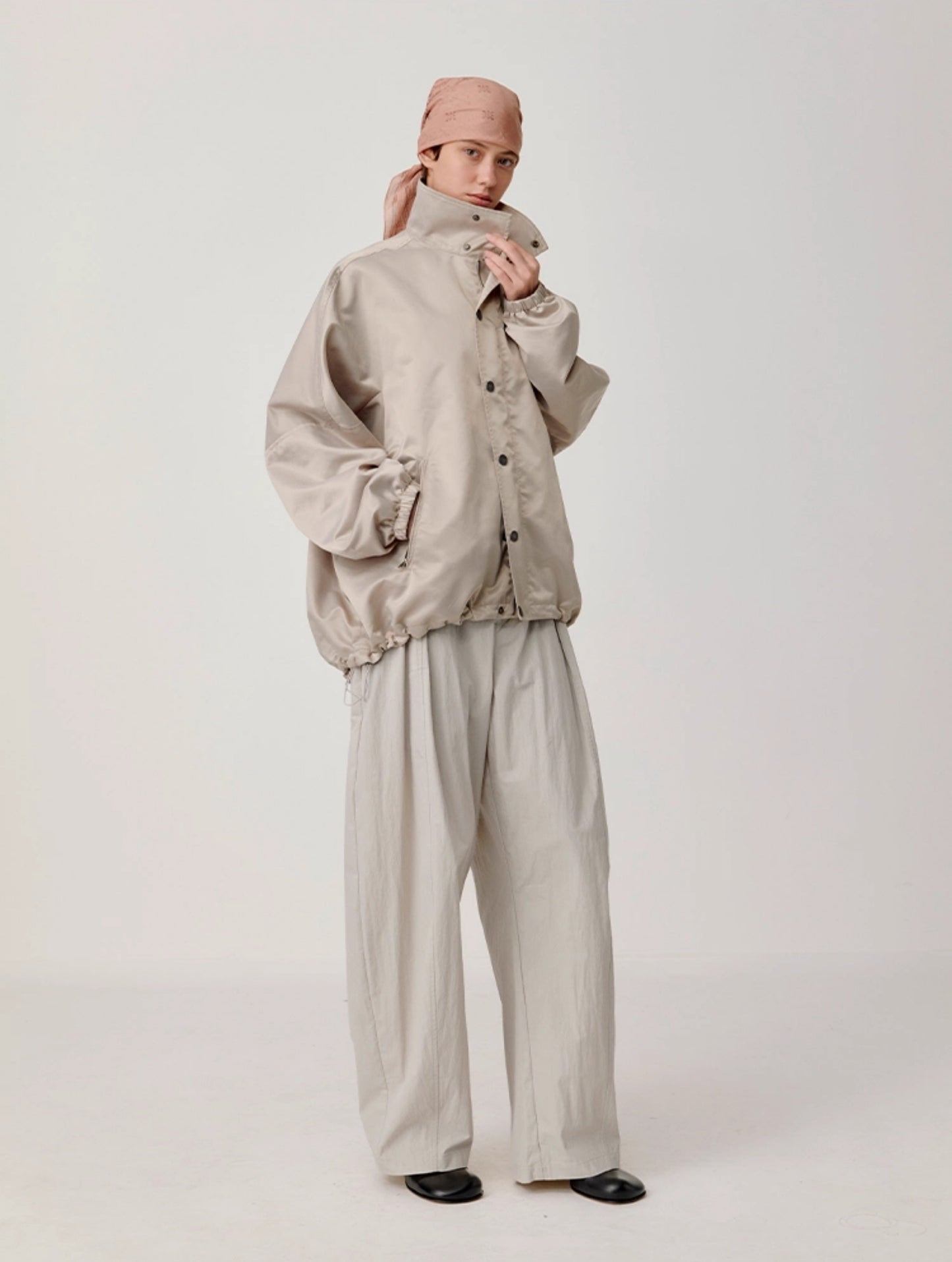 Casual pants with elastic waistband