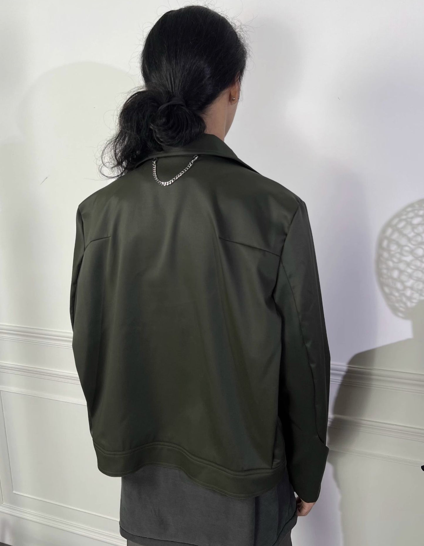 Short Wide Zipper Jacket in Metallic Material