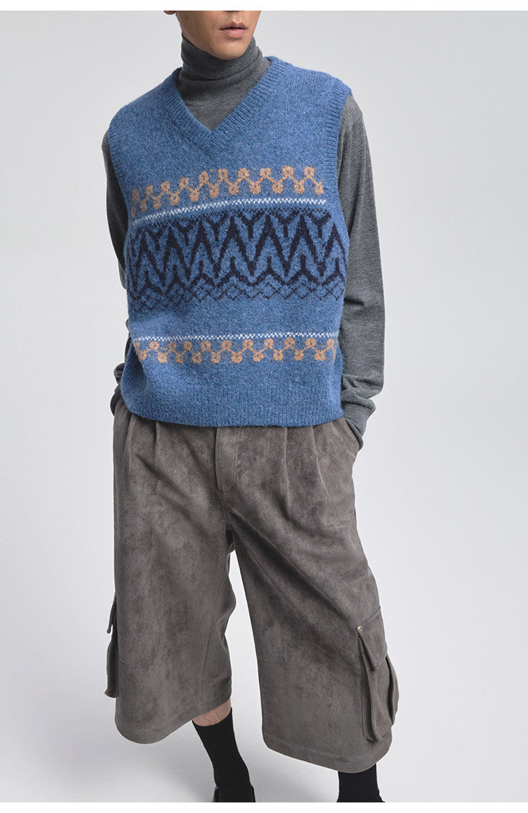 Classic V-Neck Short Knit Vest